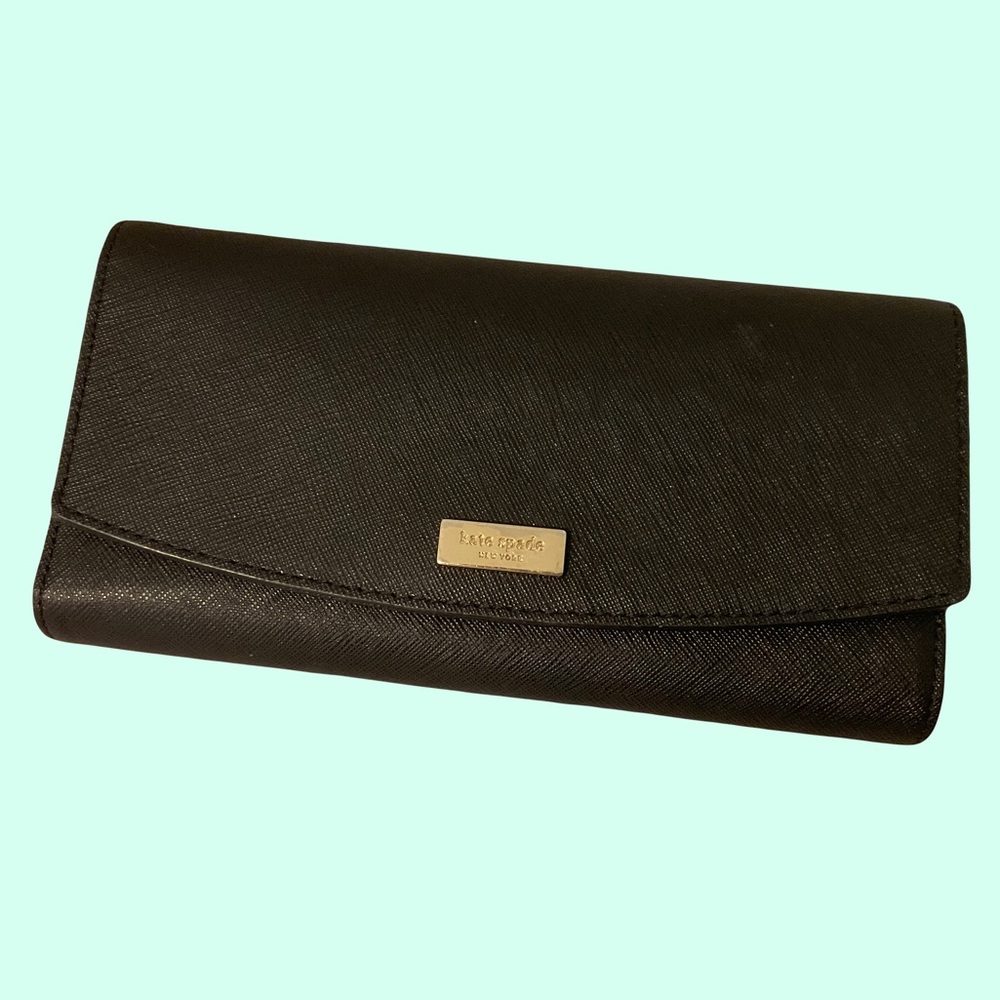 ♠️ Kate Spade Caia Laurel Way Black Leather Wallet With Credit Card Slots
👛👜👝